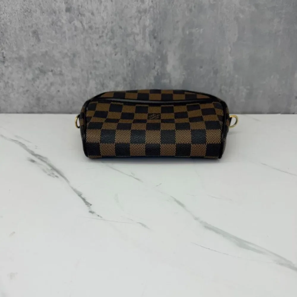 Louis Vuitton brand louis